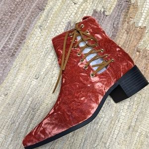 Brand new!! Retro Journee Collection AQUA Orange Velvet Ankle Lace-up Boots